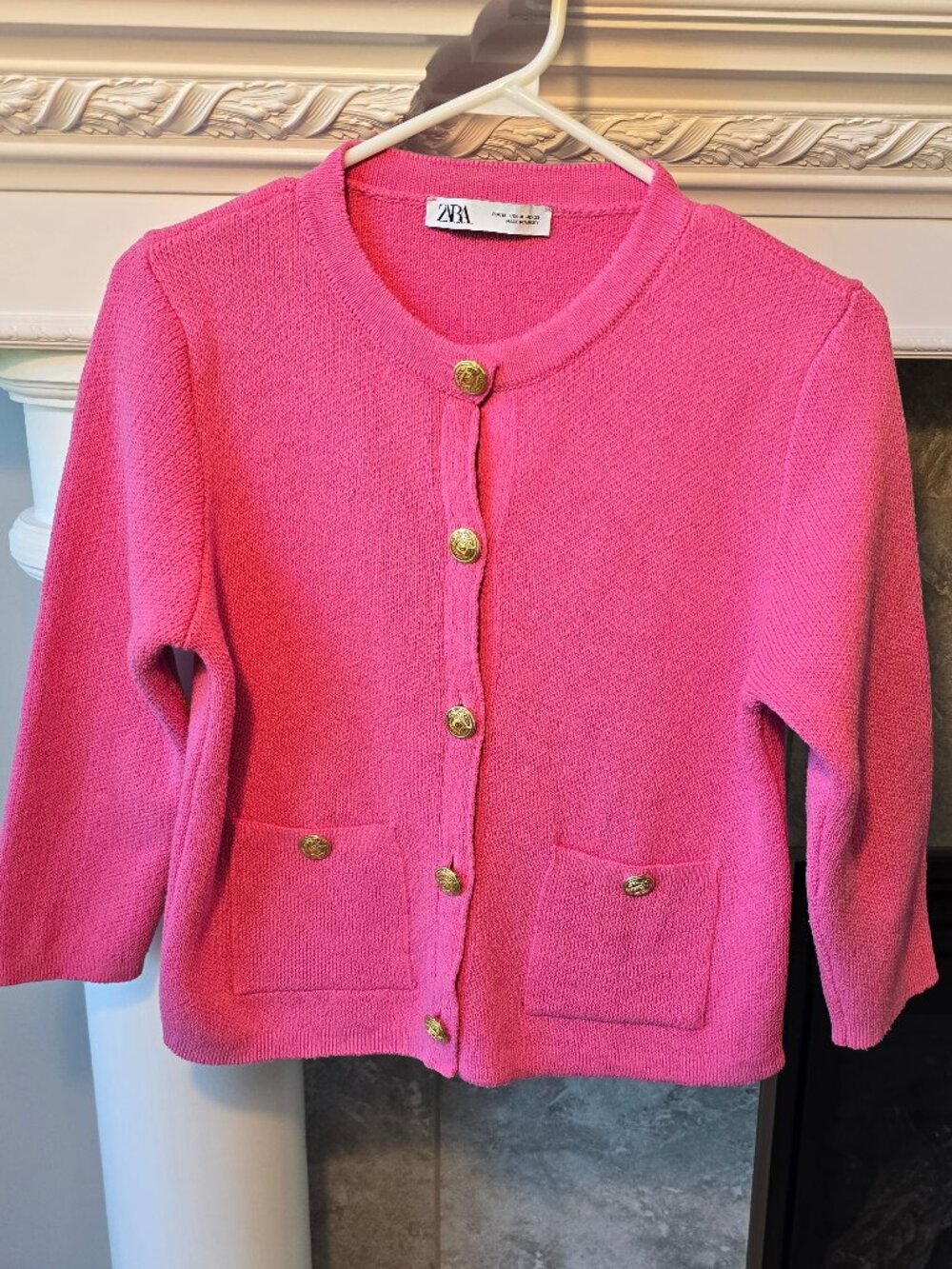 Zara Bright Pink Textured Knit Cardigan Sweater Jacket with Gold Buttons Size M